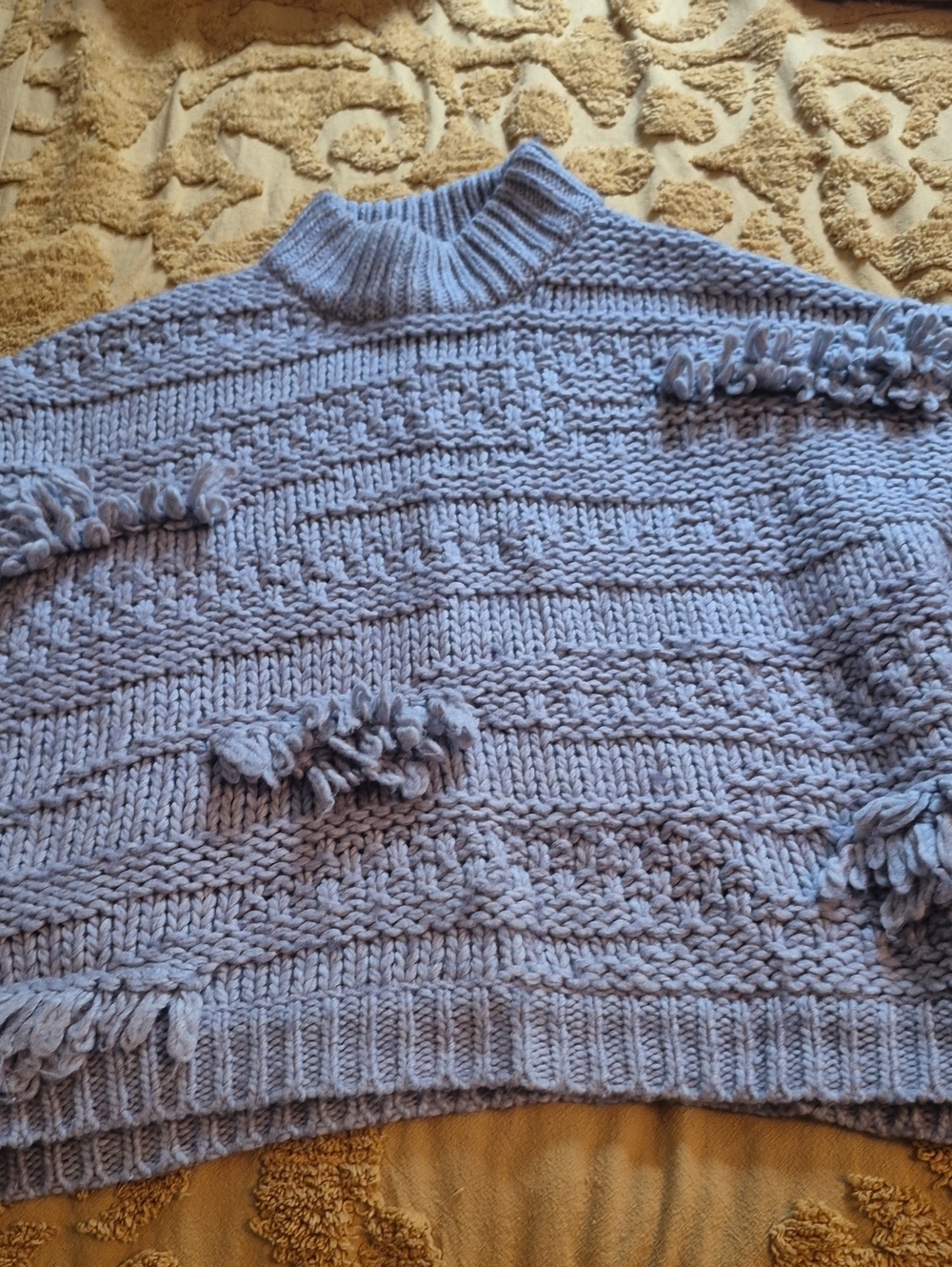 Universal Thread Chunky Scoop Neck Sweater in Light GREY